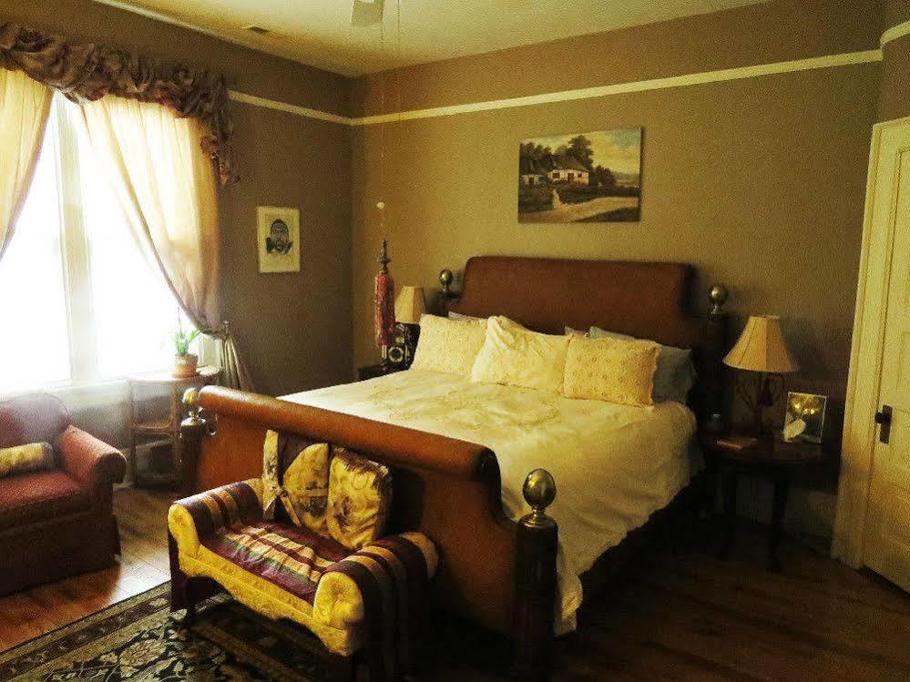 Inn Upon Moon River Plantation Chester Bagian luar foto